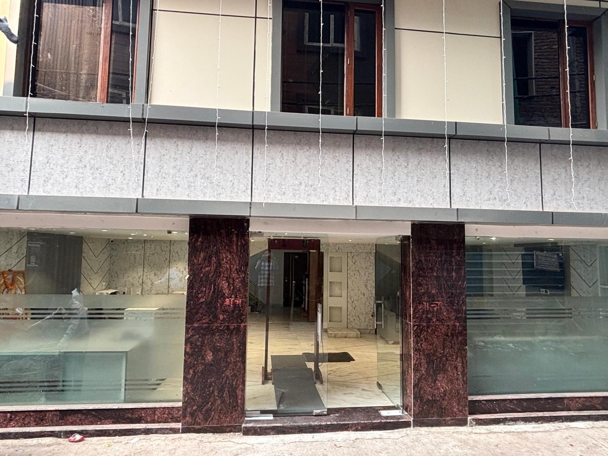 Hotel C G International 2 Minuit Walkable New Delhi Railway Station & Connaught Palace Exterior photo